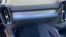 Volvo Xc40 1.5 T4 Recharge PHEV Plus Dark 5dr Auto Estate